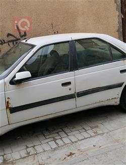 Peugeot 405